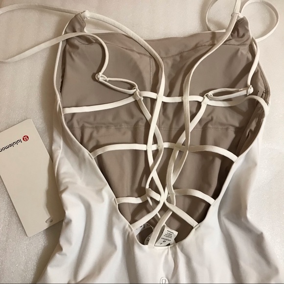 ❤️ Lululemon Coastline One Piece White A/B cup Size 4 - Picture 6 of 8